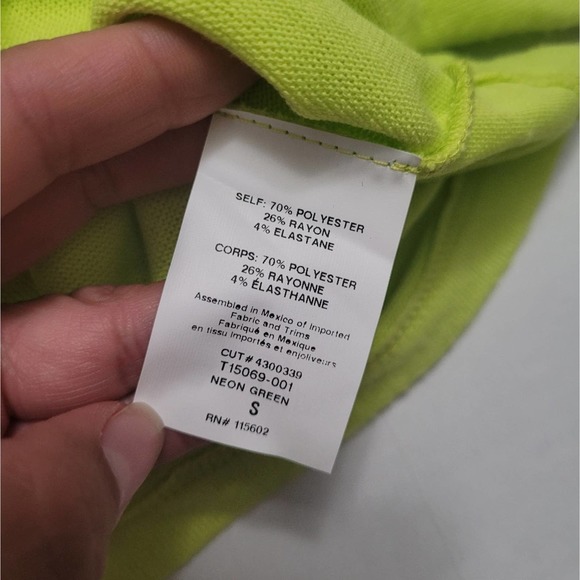 All In Favor Neon Yellow Mock Neck Sweatshirt Size Small - Picture 7 of 7